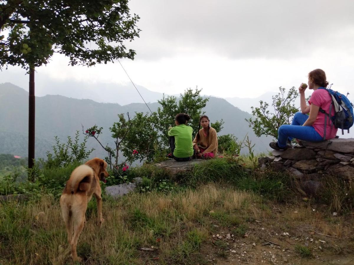 Namastay Himalayas, Kanatal Exterior photo