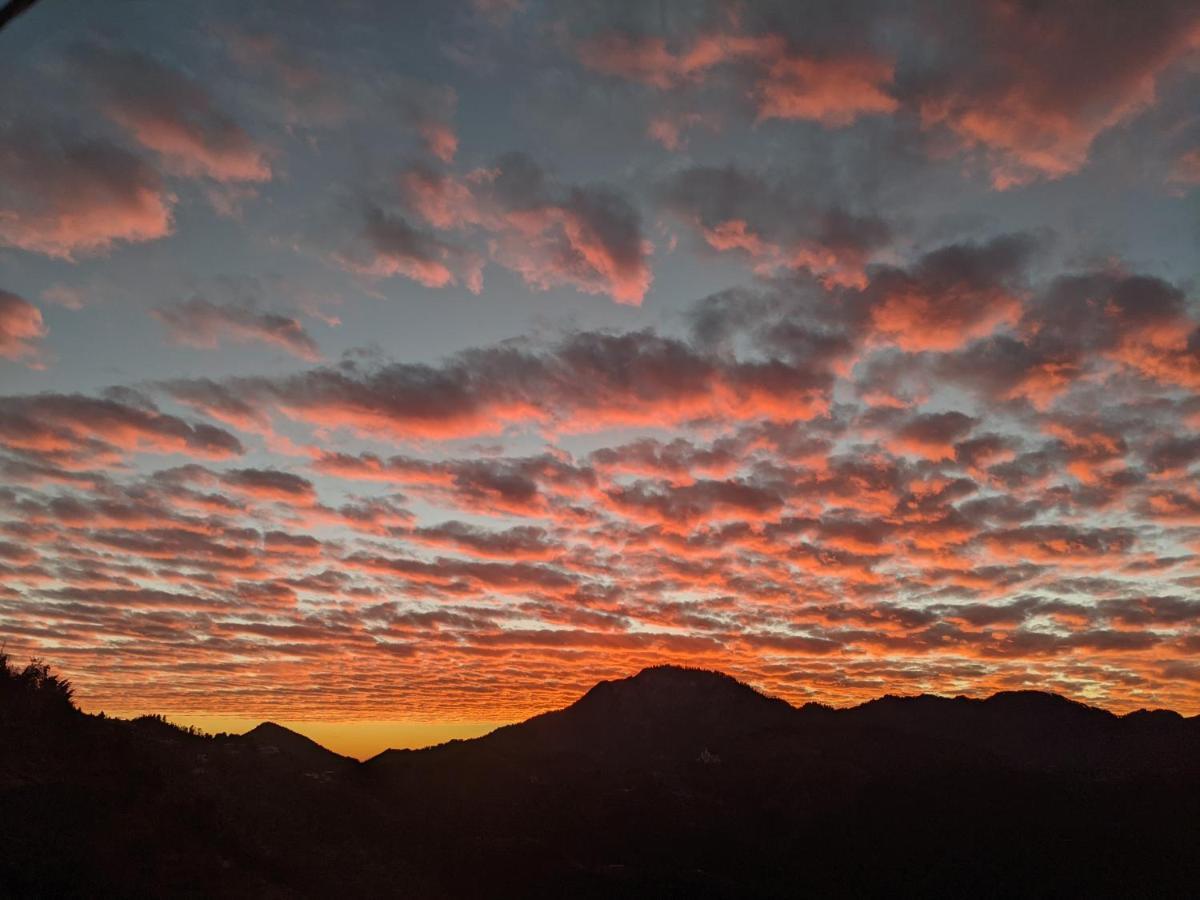 Namastay Himalayas, Kanatal Exterior photo