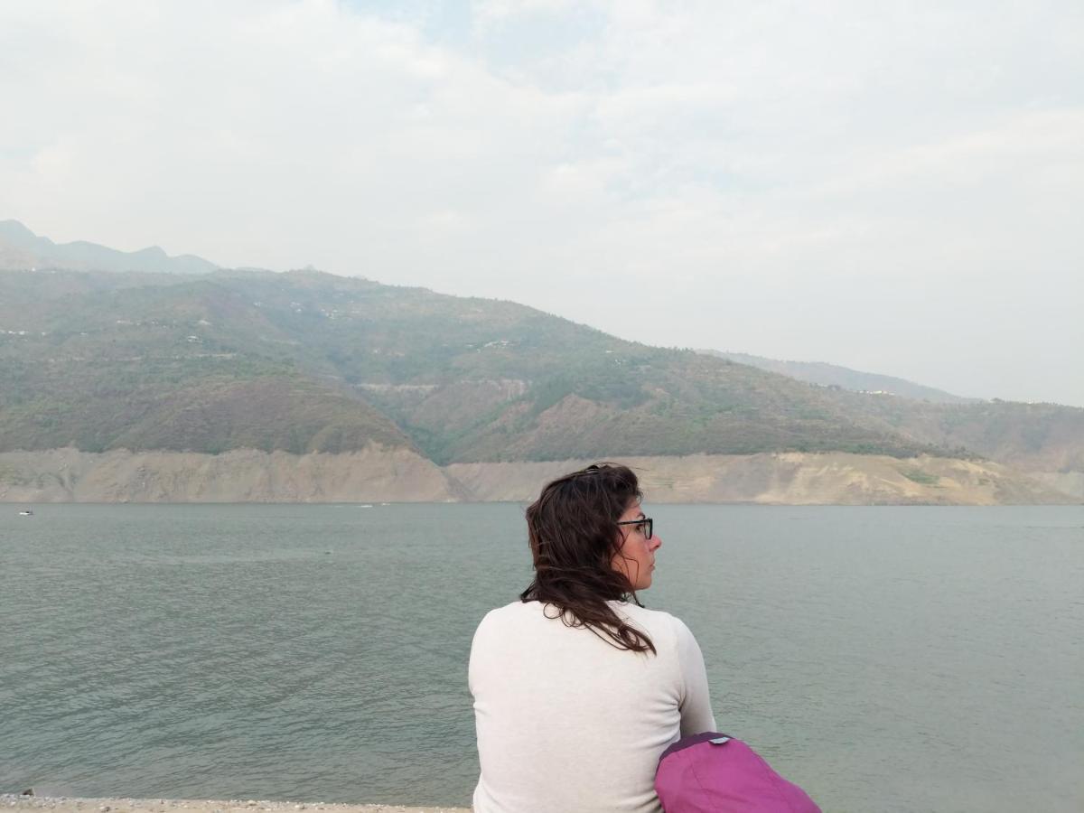 Namastay Himalayas, Kanatal Exterior photo